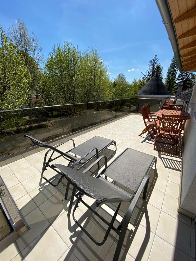 Apartment Aida *